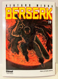 Couverture Berserk tome 19, guerrier armé sur fond de flammes, manga Glénat édition française