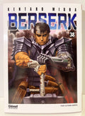 Couverture du manga Berserk tome 38, guerrier en armure sombre tenant une épée, édition Glénat.
