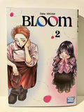 Couverture manga Bloom tome 2, deux personnages assis, édition nobi nobi