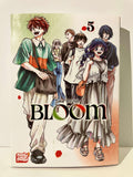 Couverture manga Bloom tome 5, groupe de jeunes personnages colorés, édition nobi nobi