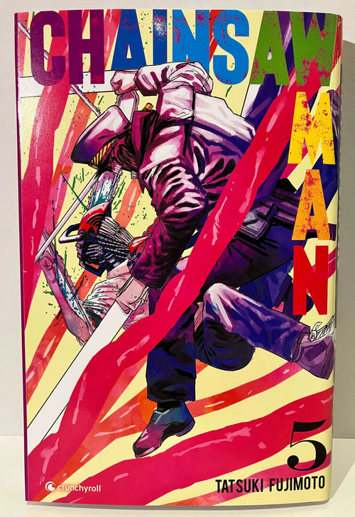 Couverture Chainsaw Man tome 5, personnage avec tronçonneuse, fond coloré dynamique