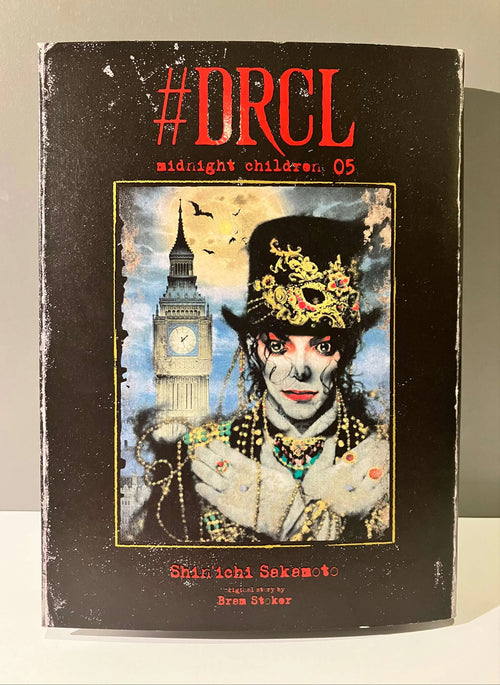 Couverture du manga DRCL Midnight Children tome 5, personnage maquillé devant Big Ben.