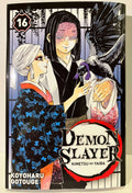 Couverture Demon Slayer tome 16, deux personnages en kimono, corbeau, style manga japonais