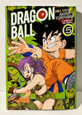 Couverture manga Dragon Ball tome 5 l'enfance de Goku, Goku et Bulma en action, fond vert vif