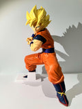 Figurine Dragon Ball Z Goku Grandista en tenue orange sur fond blanc