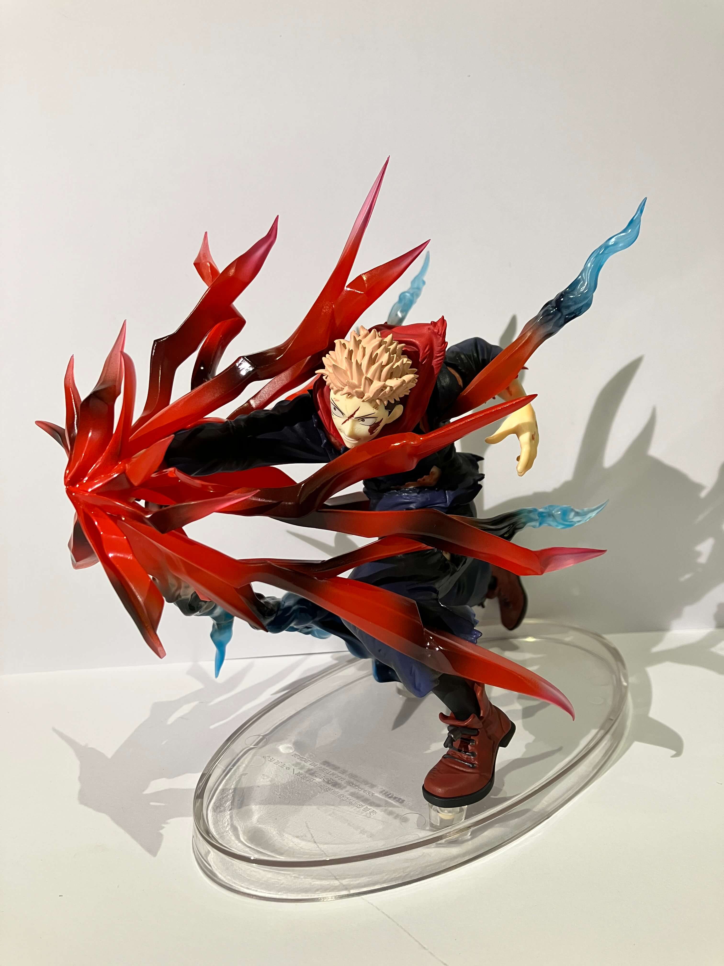 Figurine Jujutsu Kaisen Yuji ITADORI Black Flash Luminasta