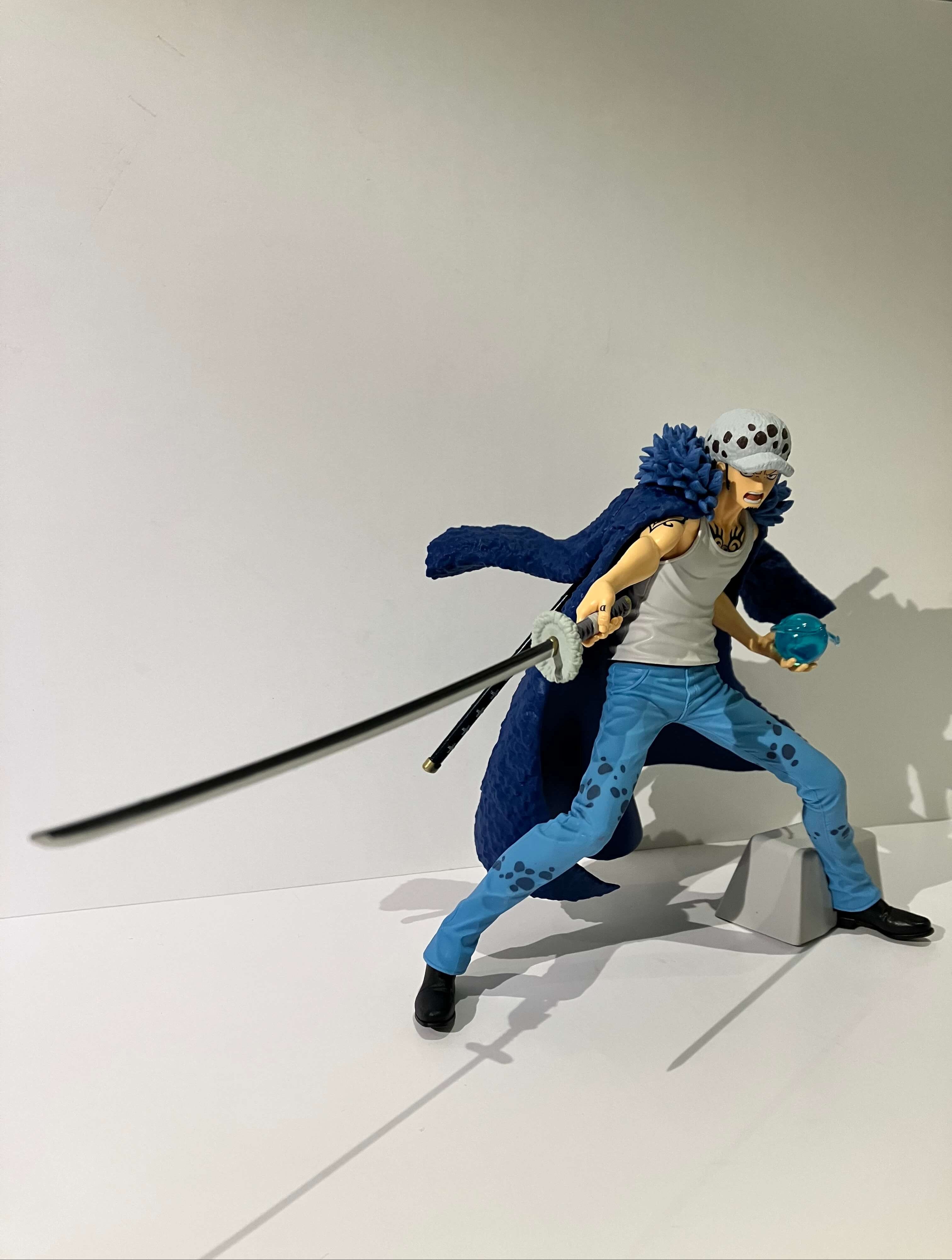 Figurine One Piece Trafalgar Low 2