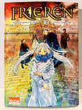 Couverture du manga Frieren tome 10, héroïne aux cheveux argentés devant un château, style fantasy