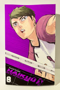 Couverture Haikyū tome 8, joueur de volley en action, fond violet, manga sport