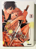 Couverture manga Les Noces des Lucioles tome 2, deux personnages enlacés, sabre, fleurs colorées.