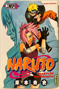 Couverture Naruto tome 30 avec Naruto, Sakura et silhouette de Sasori, manga version française