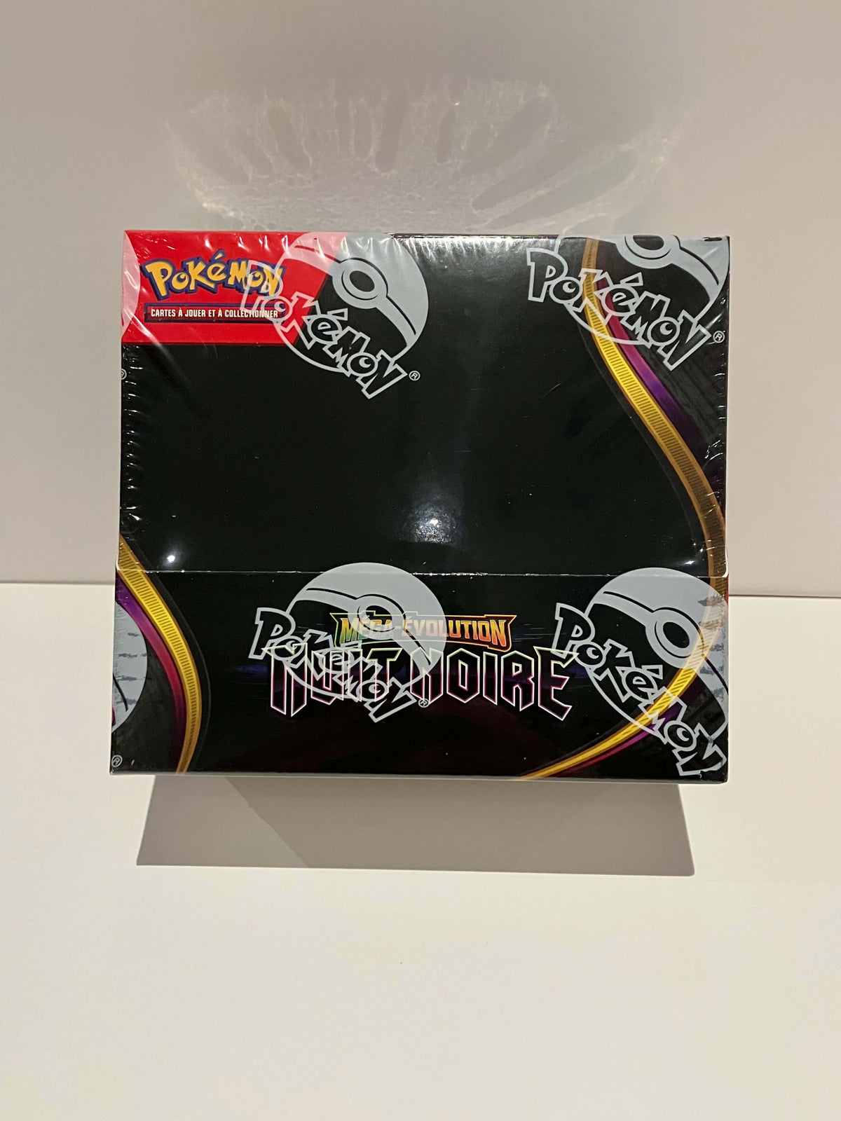 1 display scellé de 36 boosters Nuit Noire ME05